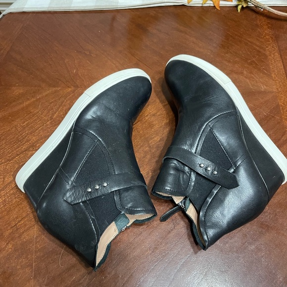 Linea Paolo Freshton Leather  Wedge Heel Sneaker boots booties - Picture 5 of 9